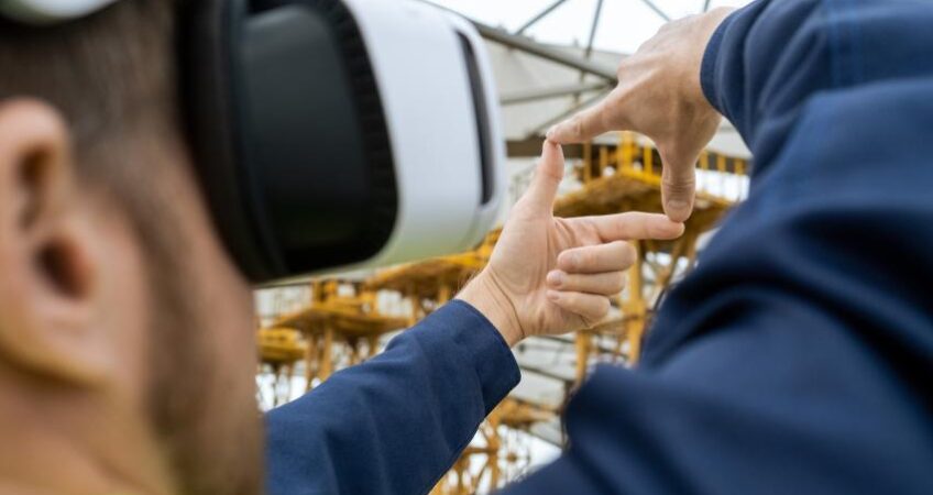 Integrating Technology into Construction Safety Training